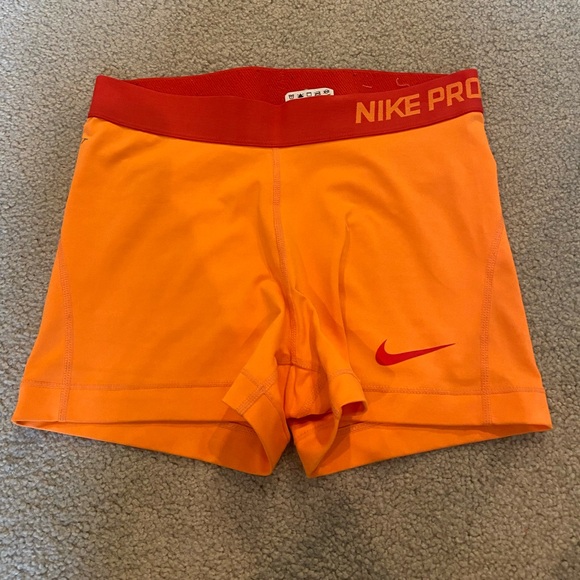 Nike Pro - Picture 1 of 2